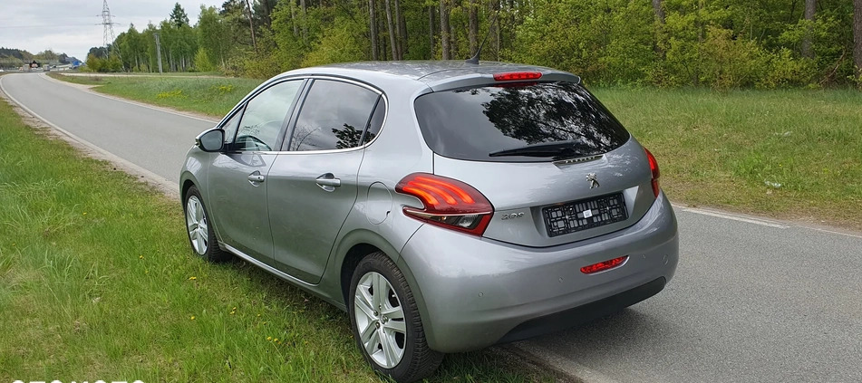 Peugeot 208 cena 36600 przebieg: 86900, rok produkcji 2019 z Strzyżów małe 742